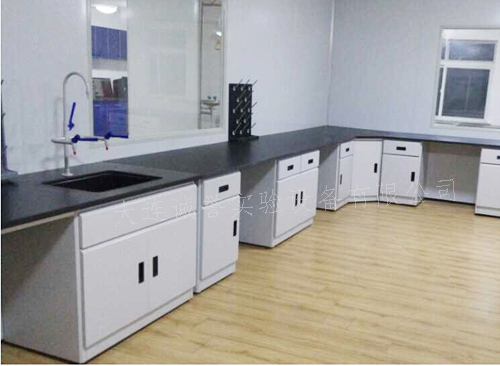 大連實驗室全鋼通風柜：易清潔 + 廣適配，貼合多樣實驗需求