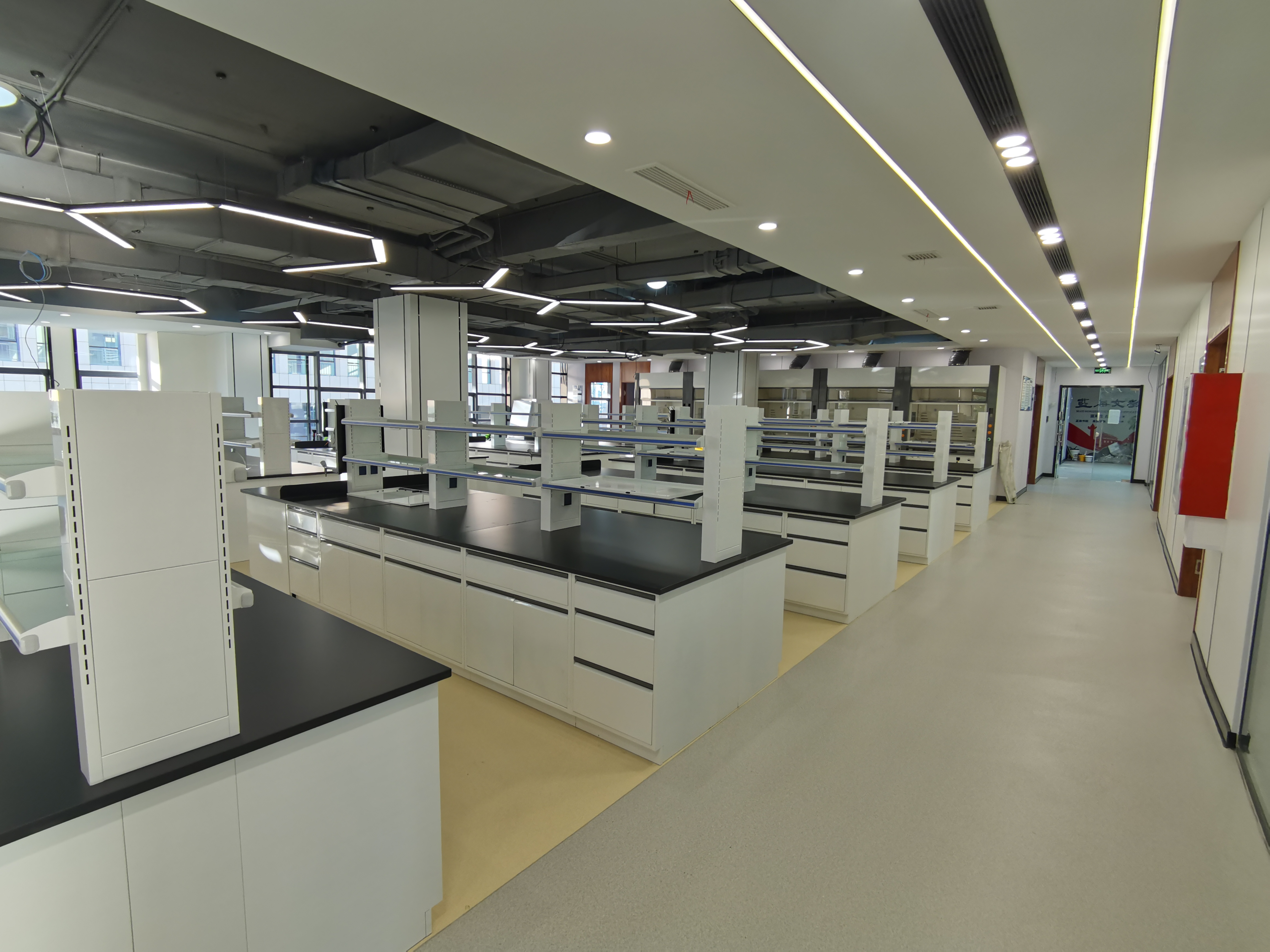 全鋼實驗臺的功能是什么