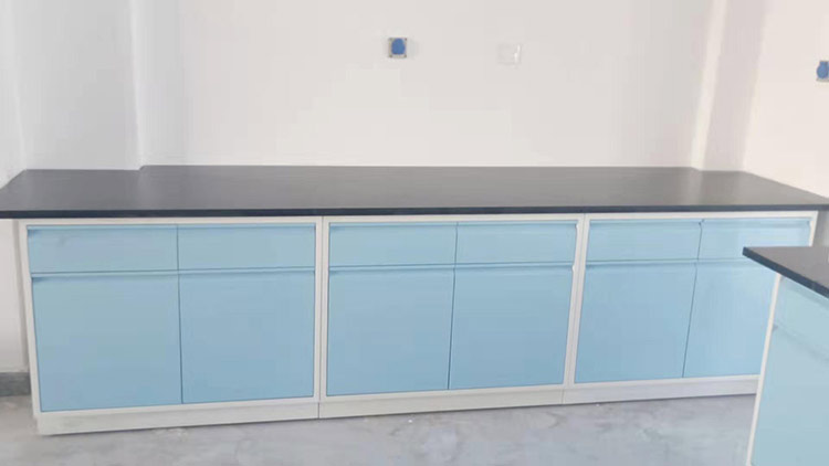 大連全鋼實驗臺：加厚鋼材打造，承重強更耐用