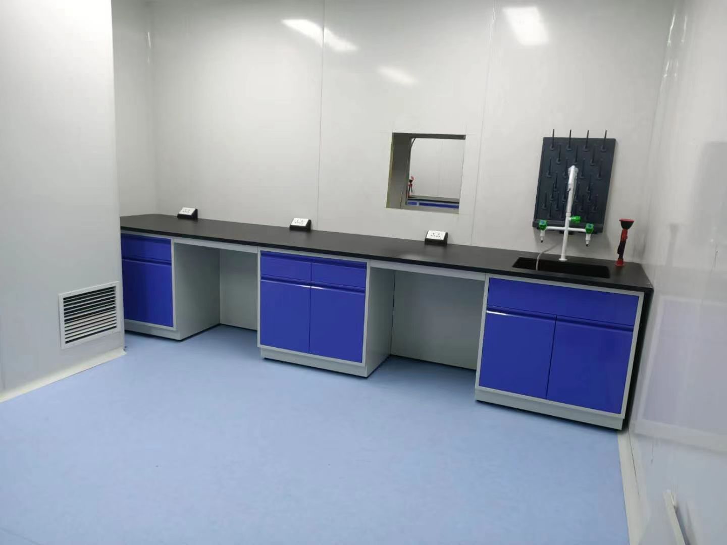 全鋼實(shí)驗(yàn)臺(tái)